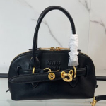 미우미우 숄더백 5BP090