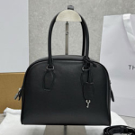 더 로우 마고백 1740-1