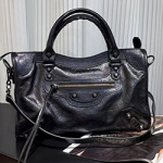 발렌시아가 램스킨 블랙장식 모터백 [3가지사이즈] B-94225