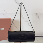 미우미우 숄더백 5NE851