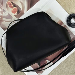 더 로우 마고백 8830